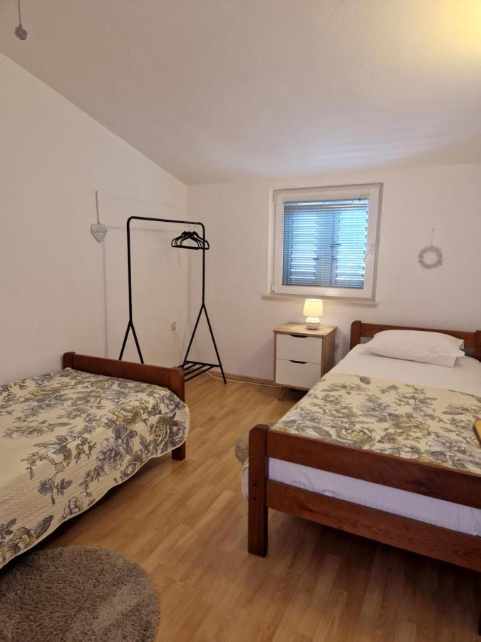 Apartment Rora *